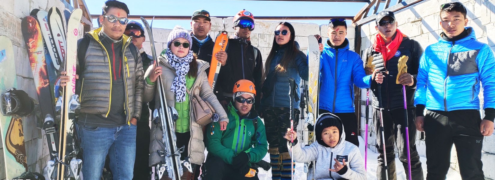 Ski in Mera Peak