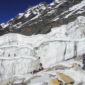 Makalu Sherpani Col Trek Route