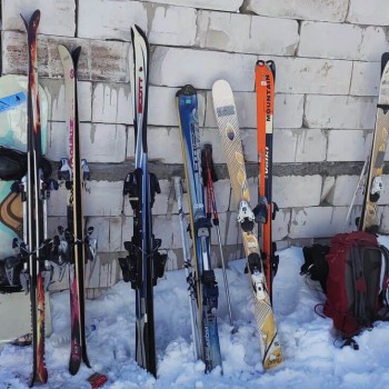 Mera Peak Ski Equipment