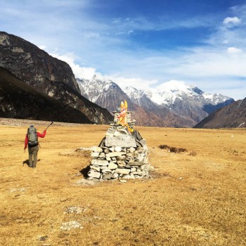 Trekking in Manaslu